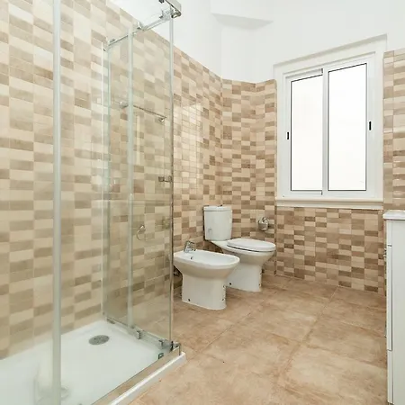 Charming 2 Bedroom In Campolide! Apartment Lissabon