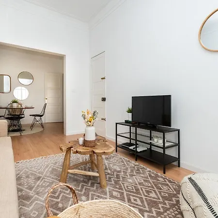 Apartment Charming 2 Bedroom In Campolide! Lissabon